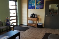 Shop-Waiting-2
